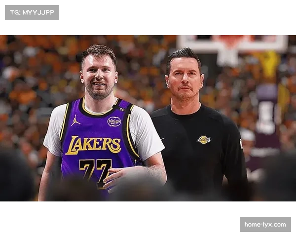 湖人雷迪克调整轮换策略 试图解决三巨头球权分配难题