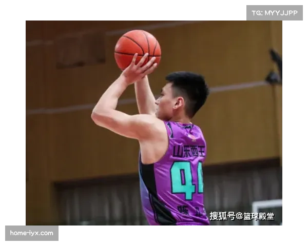 山东高速全队助攻数以10比22落后 团队配合生疏导致进攻滞涩